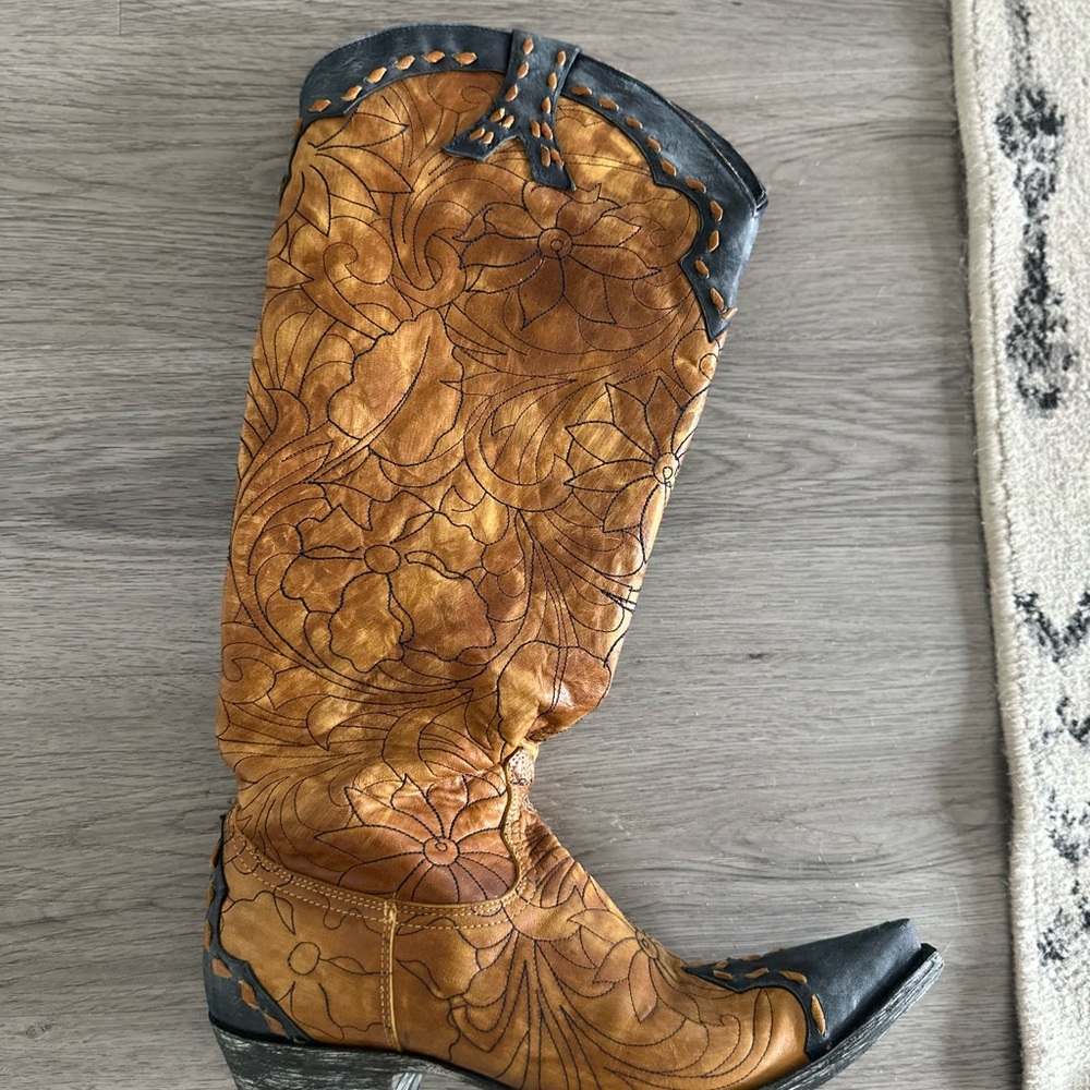 Old Gringo Butter and Blue Leather Boots